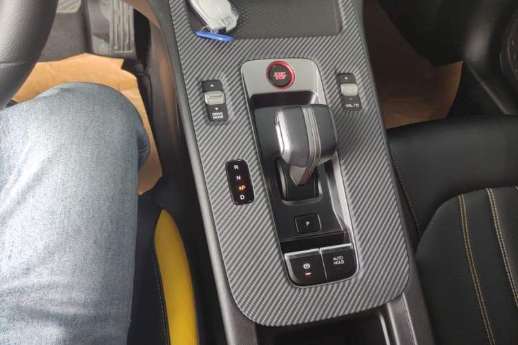 Used GAC Trumpchi EMPOW 2023 Shadow Leopard H High-Energy Hybrid Edition Gear Lever