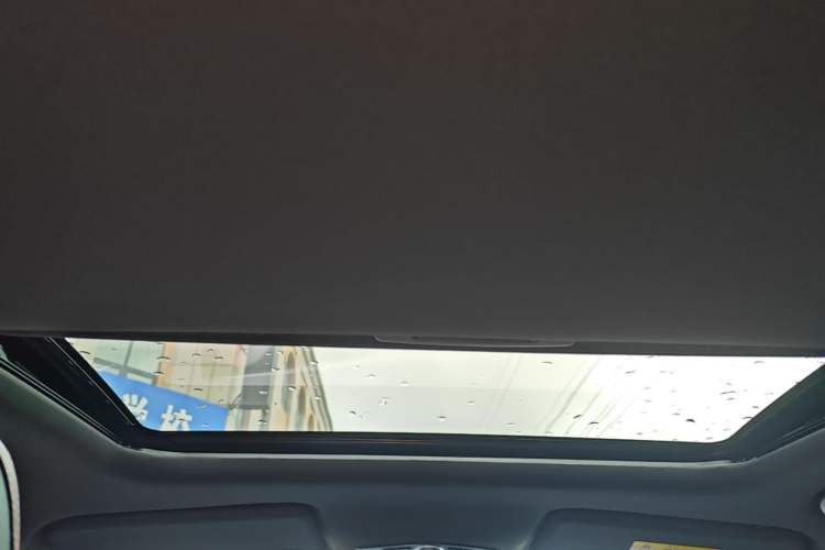 Used GAC Trumpchi EMPOW 2023 270T DCT J15 Version Headliner