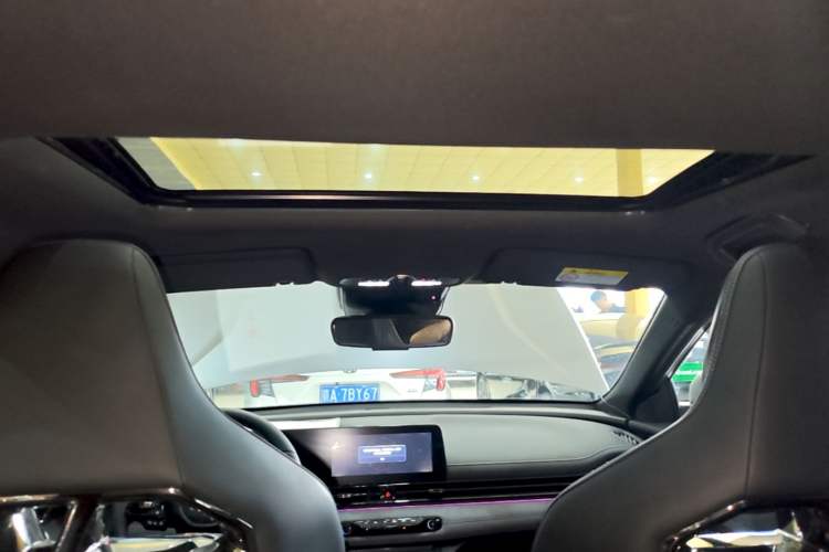 Used GAC Trumpchi EMPOW 2023 400T Automatic R MAX Headliner
