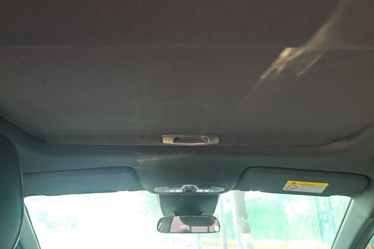 Used GAC Trumpchi EMPOW 2023 270T DCT J15 Version Headliner