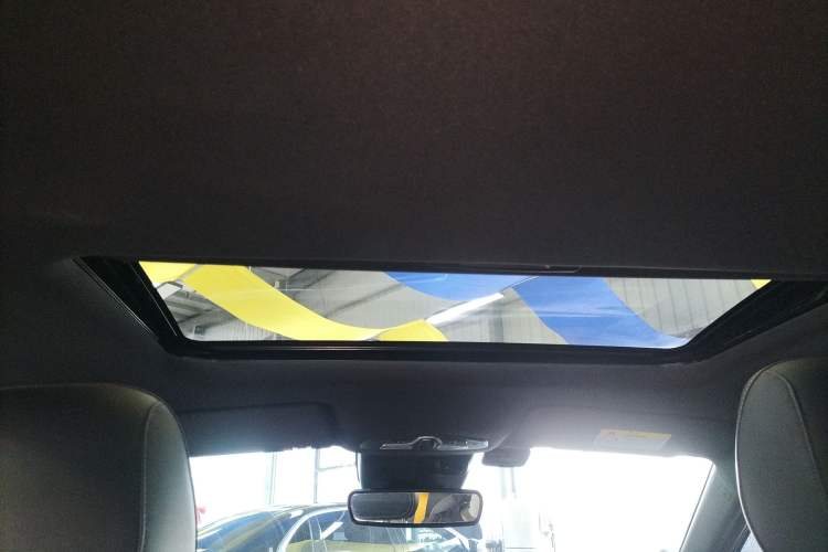 Used GAC Trumpchi EMPOW 2023 270T DCT J16 Version Headliner