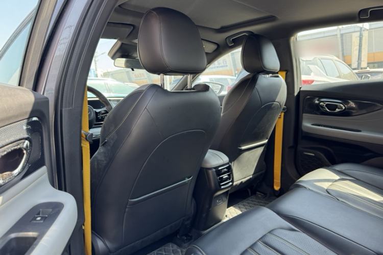Used GAC Trumpchi EMPOW 2023 270T DCT J15 Version Interior 2