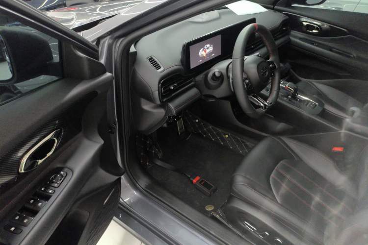 Used GAC Trumpchi EMPOW 2023 270T DCT J16 Version Interior 3