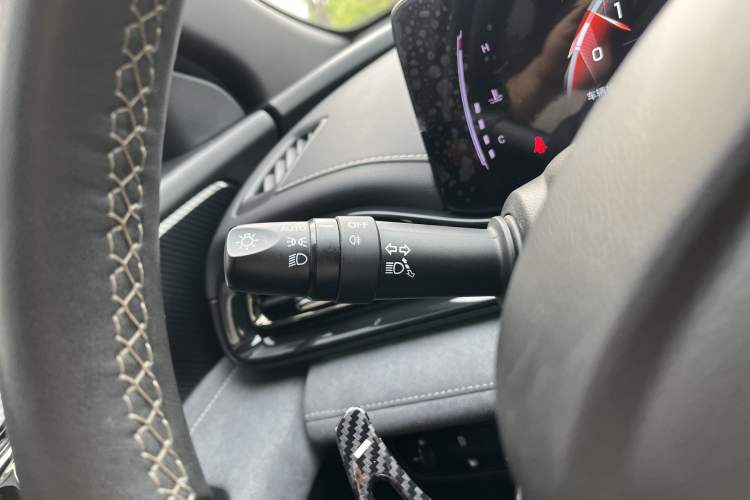 Used GAC Trumpchi EMPOW 2023 400T Automatic R PRO Interior 8