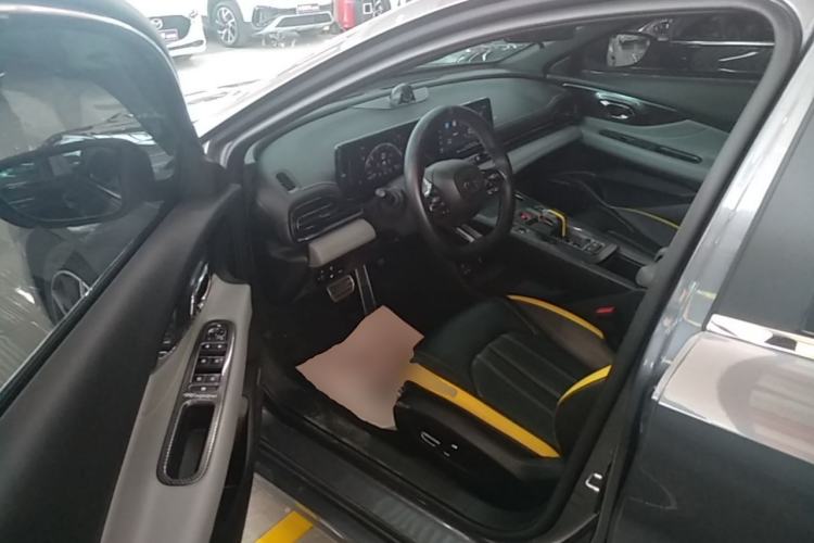 Used GAC Trumpchi EMPOW 2023 270T DCT J15 Version Left Front Seat