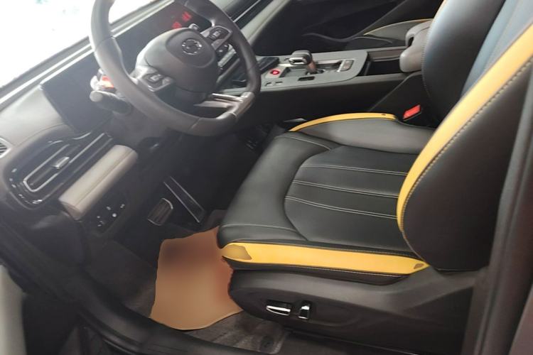 Used GAC Trumpchi EMPOW 2023 270T DCT J11 Version Left Front Seat