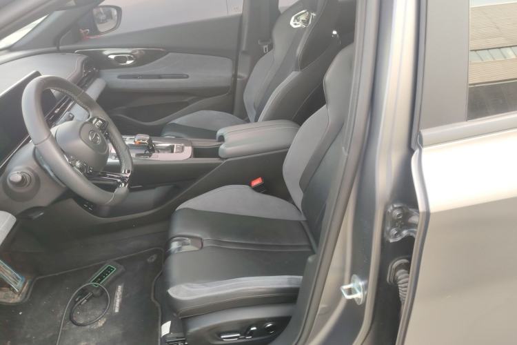 Used GAC Trumpchi EMPOW 2023 400T Automatic R MAX Left Front Seat
