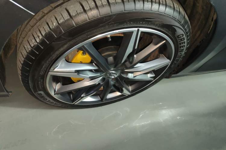 Used GAC Trumpchi EMPOW 2023 270T DCT J15 Version Left Front Wheel Hub