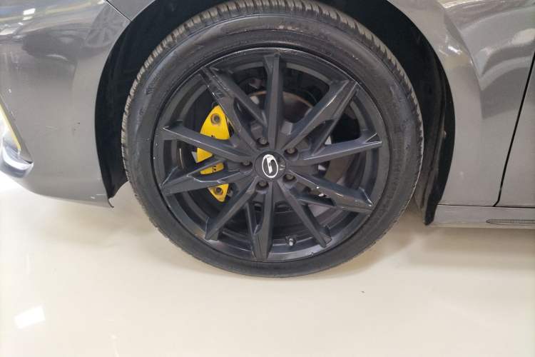 Used GAC Trumpchi EMPOW 2023 270T DCT J16 Version Left Front Wheel Hub