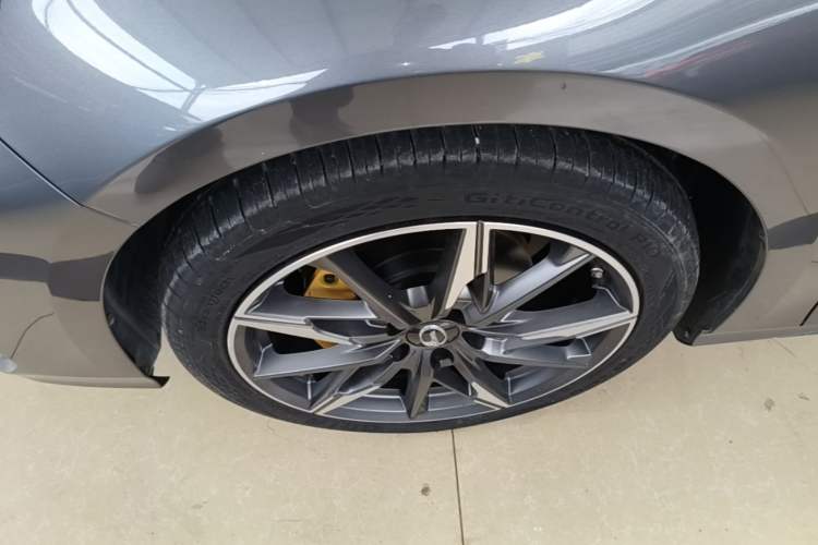 Used GAC Trumpchi EMPOW 2023 270T DCT J15 Version Left Front Wheel Hub