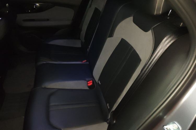 Used GAC Trumpchi EMPOW 2023 400T Automatic R PRO Left Rear Seat