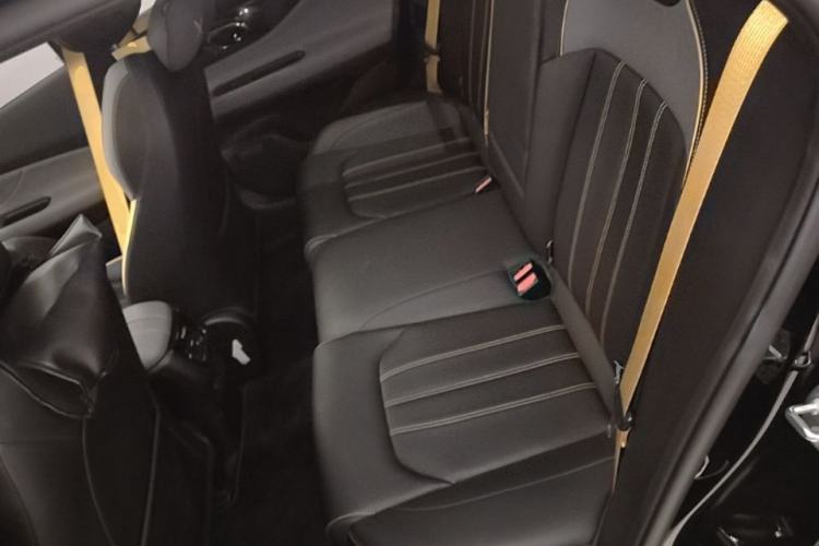 Used GAC Trumpchi EMPOW 2023 270T DCT J15 Version Left Rear Seat