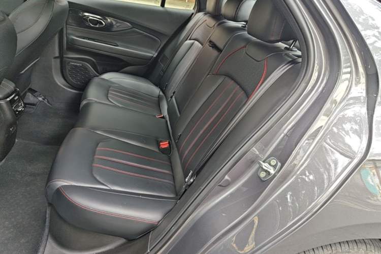 Used GAC Trumpchi EMPOW 2023 270T DCT J15 Version Left Rear Seat