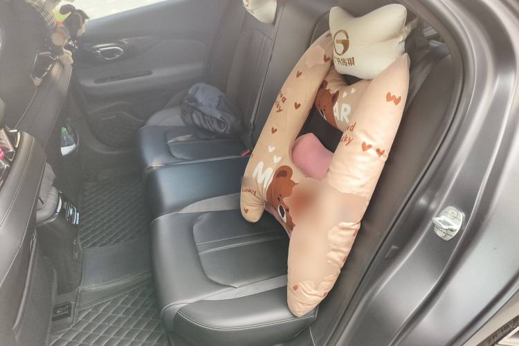 Used GAC Trumpchi EMPOW 2023 400T Automatic R PRO Left Rear Seat