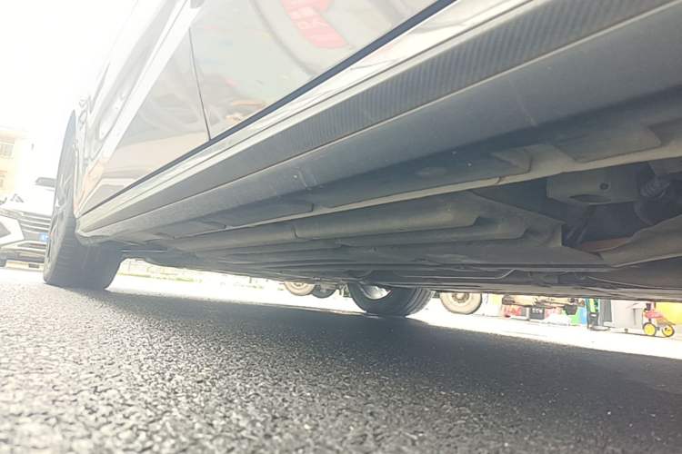 Used GAC Trumpchi EMPOW 2023 Shadow Leopard H Smart Hybrid Edition Left Side Sill