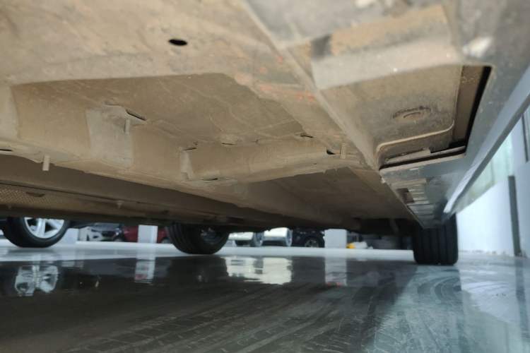 Used GAC Trumpchi EMPOW 2023 270T DCT J15 Version Left Side Sill