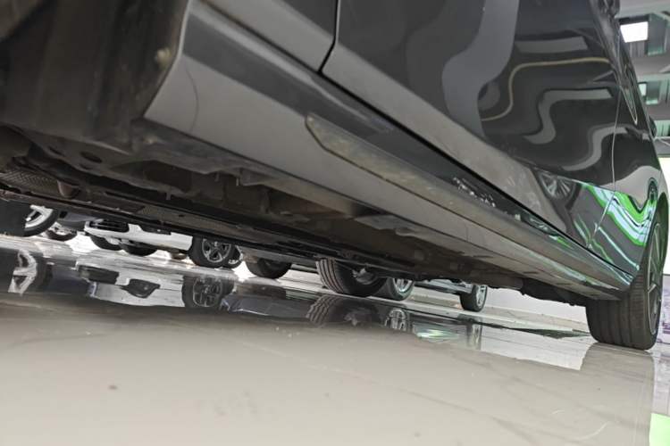 Used GAC Trumpchi EMPOW 2023 270T DCT J15 Version Left Side Sill