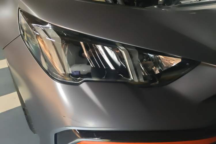 Used GAC Trumpchi EMPOW 2023 400T Automatic R MAX Right Front Headlight