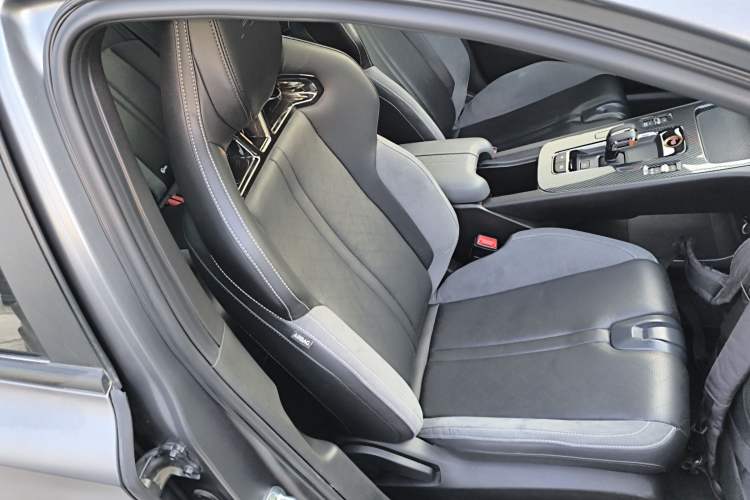 Used GAC Trumpchi EMPOW 2023 400T Automatic R PRO Right Front Seat