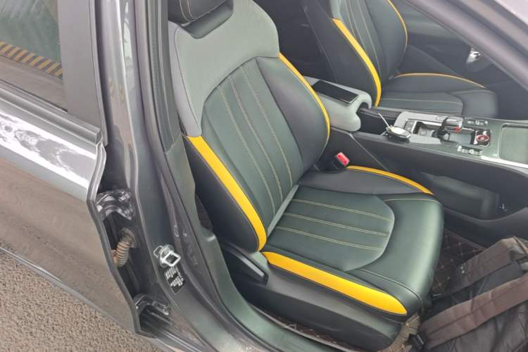 Used GAC Trumpchi EMPOW 2023 270T DCT J15 Version Right Front Seat