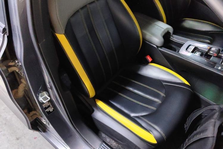 Used GAC Trumpchi EMPOW 2023 270T DCT J15 Version Right Front Seat