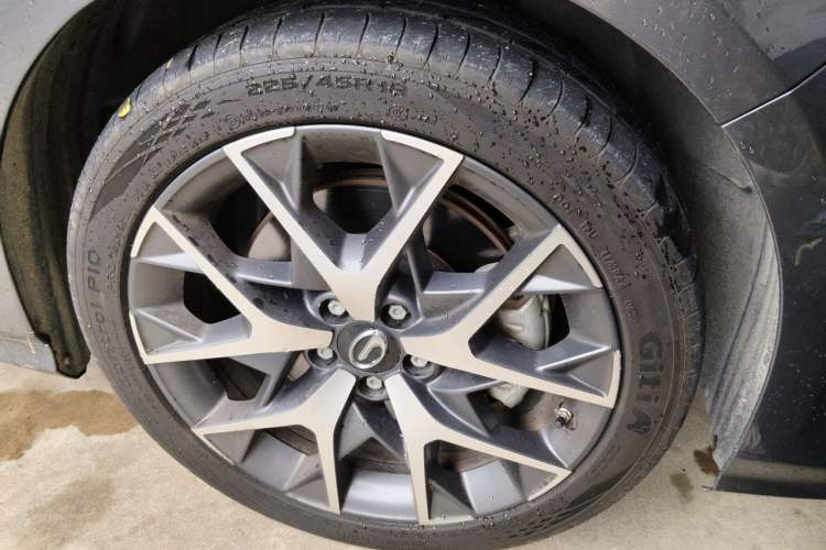 Used GAC Trumpchi EMPOW 2023 Shadow Leopard H Smart Hybrid Edition Right Front Wheel Hub