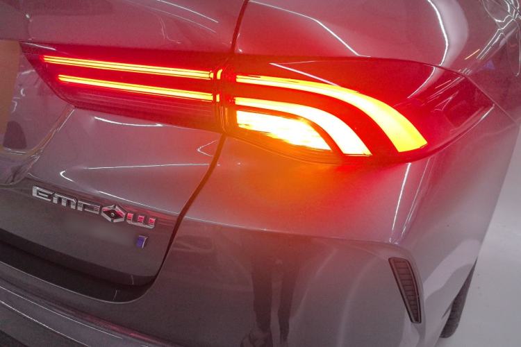 Used GAC Trumpchi EMPOW 2023 Shadow Leopard H High-Energy Hybrid Edition Right Rear Taillight