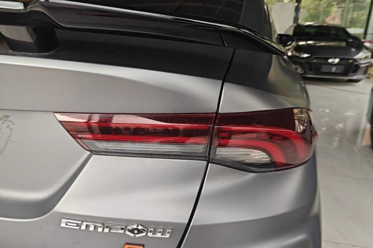Used GAC Trumpchi EMPOW 2023 400T Automatic R PRO Right Rear Taillight