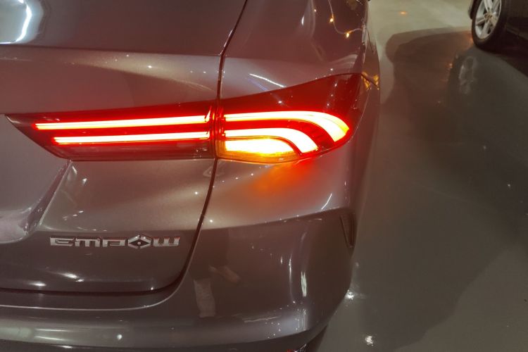Used GAC Trumpchi EMPOW 2023 270T DCT J15 Version Right Rear Taillight