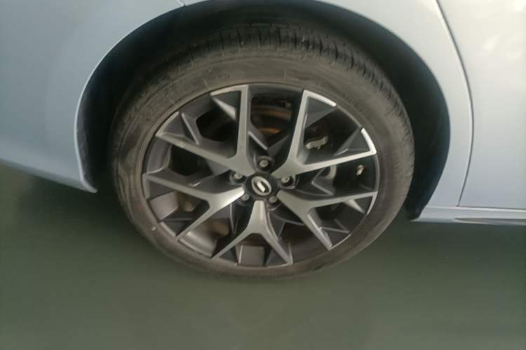 Used GAC Trumpchi EMPOW 2023 Shadow Leopard H Smart Hybrid Edition Right Rear Wheel Hub