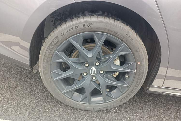 Used GAC Trumpchi EMPOW 2023 Shadow Leopard H Smart Hybrid Edition Right Rear Wheel Hub