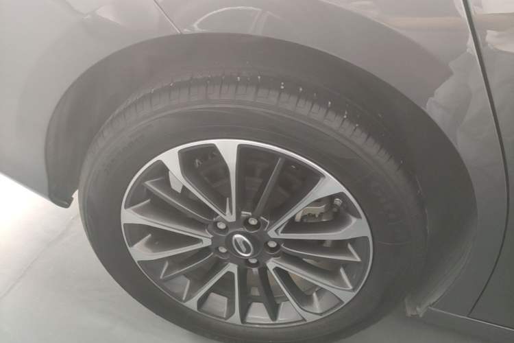 Used GAC Trumpchi EMPOW 2023 Shadow Leopard H High-Energy Hybrid Edition Right Rear Wheel Hub