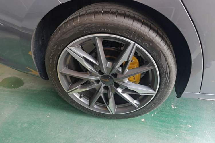 Used GAC Trumpchi EMPOW 2023 270T DCT J15 Version Right Rear Wheel Hub