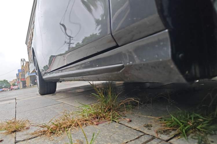 Used GAC Trumpchi EMPOW 2023 270T DCT J15 Version Right Side Sill