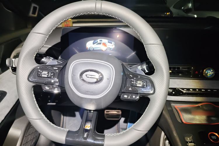 Used GAC Trumpchi EMPOW 2023 400T Automatic R MAX Steering Wheel