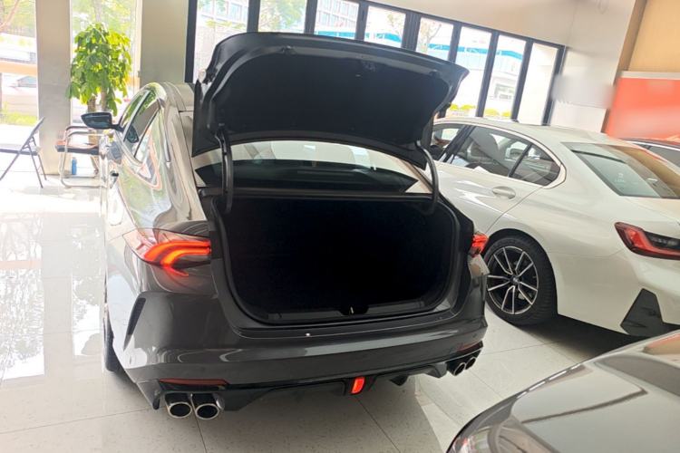 Used GAC Trumpchi EMPOW 2023 270T DCT J15 Version Trunk