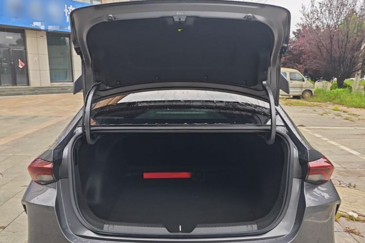 Used GAC Trumpchi EMPOW 2023 270T DCT J15 Version Trunk