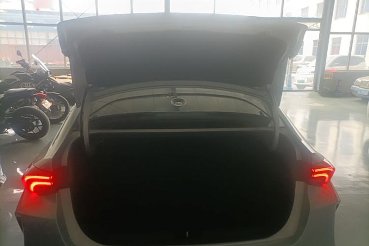 Used GAC Trumpchi EMPOW 2023 Shadow Leopard H Smart Hybrid Edition Trunk