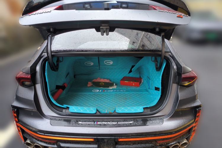 Used GAC Trumpchi EMPOW 2023 400T Automatic R PRO Trunk