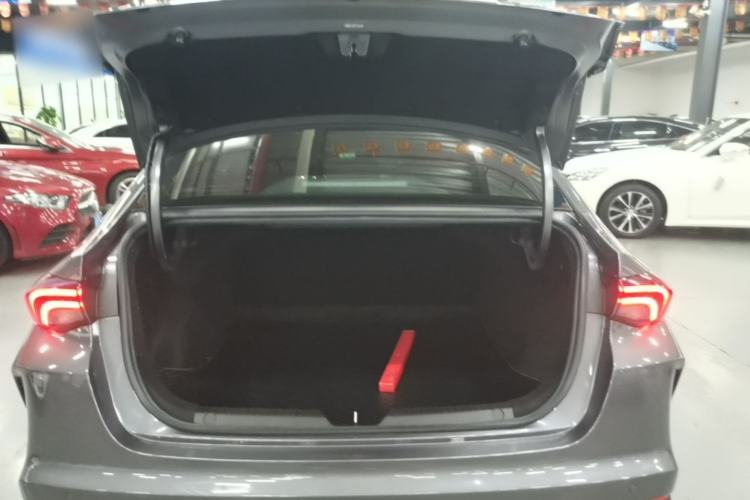 Used GAC Trumpchi EMPOW 2023 270T DCT J16 Version Trunk