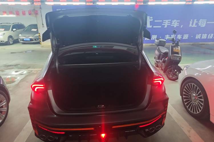 Used GAC Trumpchi EMPOW 2023 400T Automatic R PRO Trunk