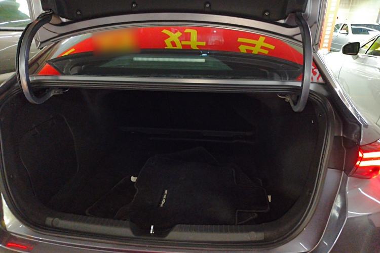 Used GAC Trumpchi EMPOW 2023 Shadow Leopard H Smart Hybrid Edition Trunk