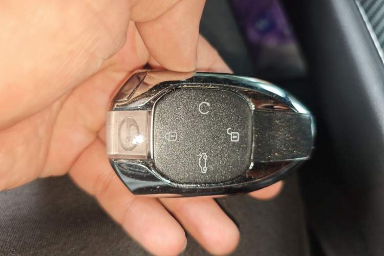 Used GAC Trumpchi EMPOW 2023 270T DCT J15 Version Vehicle Key