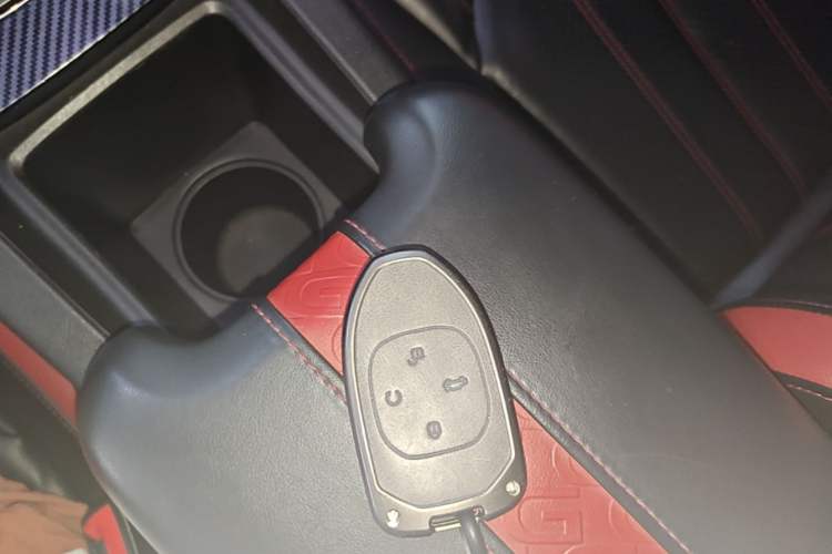 Used GAC Trumpchi EMPOW 2023 270T DCT J16 Version Vehicle Key