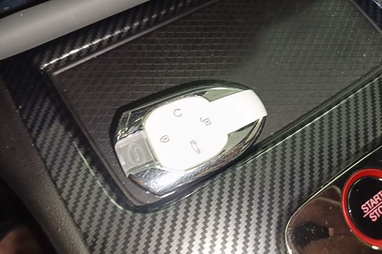 Used GAC Trumpchi EMPOW 2023 270T DCT J15 Version Vehicle Key
