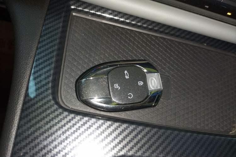Used GAC Trumpchi EMPOW 2023 270T DCT J16 Version Vehicle Key