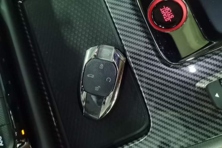Used GAC Trumpchi EMPOW 2023 270T DCT J15 Version Vehicle Key