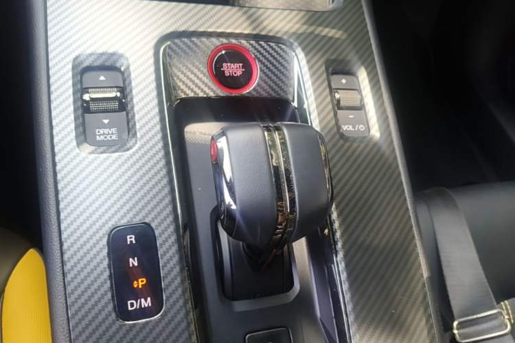 Used GAC Trumpchi EMPOW 2023 270T DCT J15 Version Gear Lever