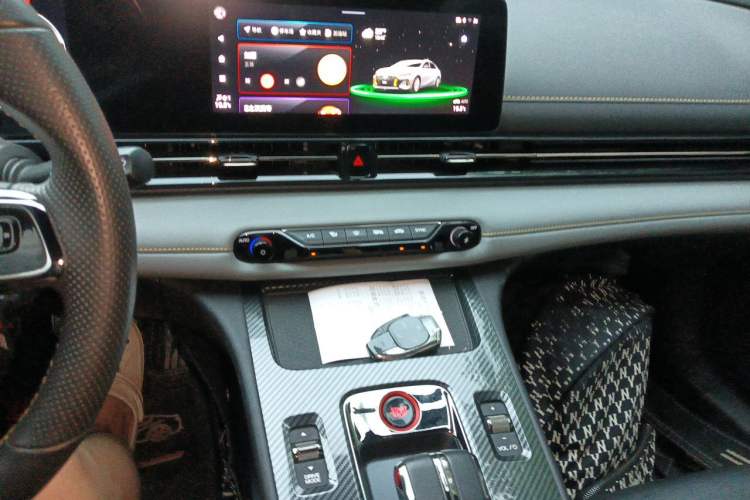 Used GAC Trumpchi EMPOW 2023 Shadow Leopard H Smart Hybrid Edition Audio And AC Panel
