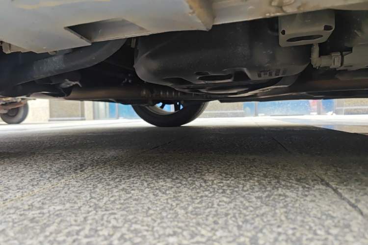Used GAC Trumpchi EMPOW 2023 400T Automatic R PRO Chassis Rear Right